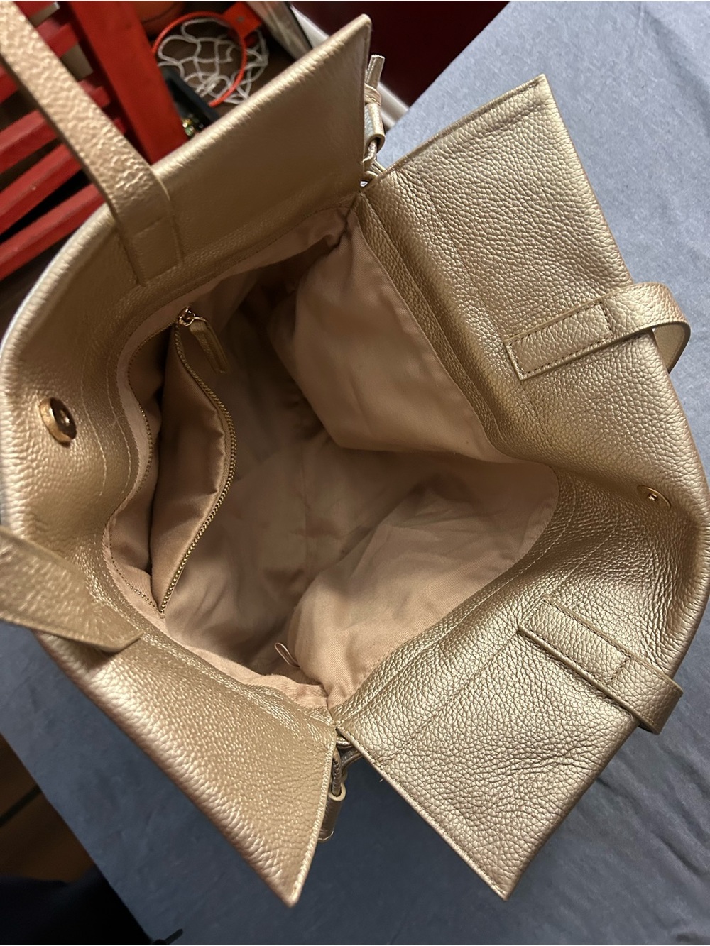 Everyday Metallic Gold Pebbled Leather Tote - Picture 3 of 7